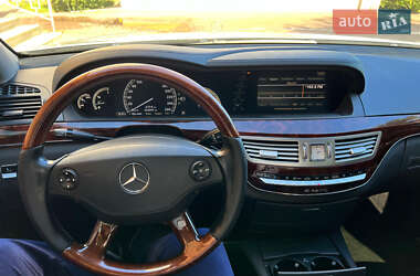 Седан Mercedes-Benz S-Class 2008 в 