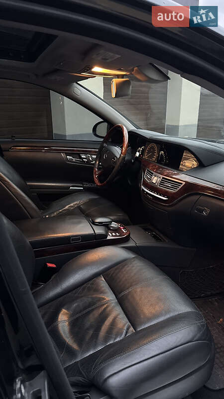 Седан Mercedes-Benz S-Class 2007 в Виннице