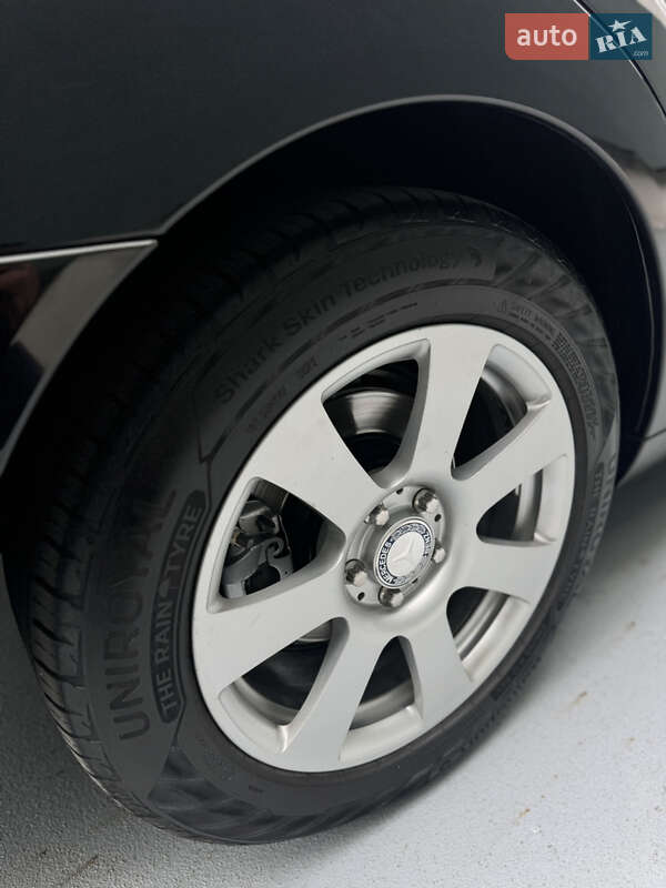 Седан Mercedes-Benz S-Class 2010 в Дніпрі