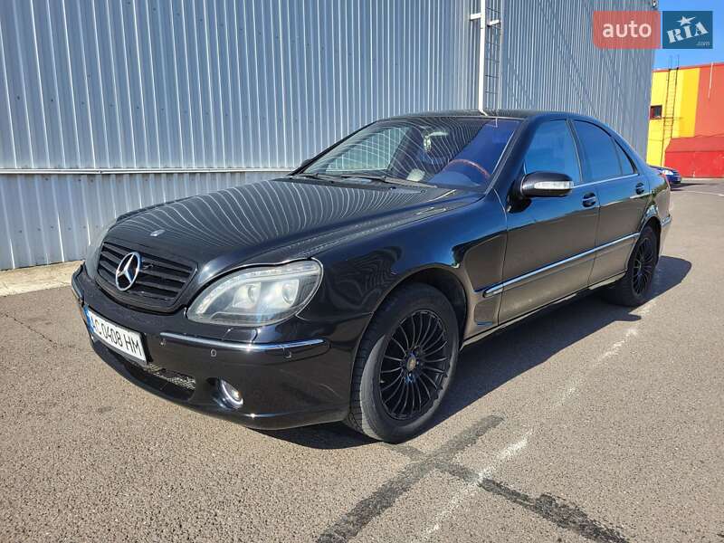 Mercedes-Benz S-Class 2001