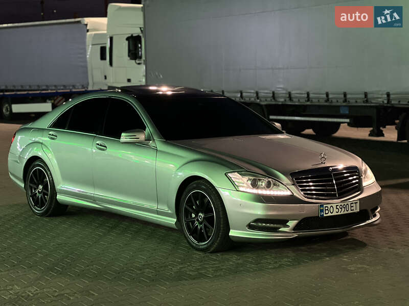 Седан Mercedes-Benz S-Class 2010 в Тернополі