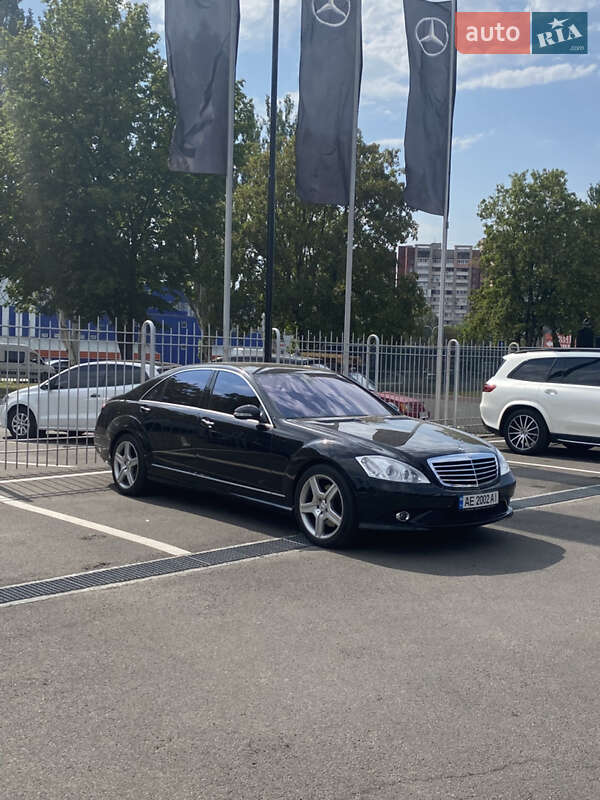 Седан Mercedes-Benz S-Class 2007 в Днепре