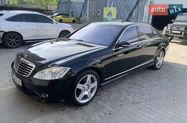 Седан Mercedes-Benz S-Class 2007 в  фото 29 Седан Mercedes-Benz S-Class 2007 в