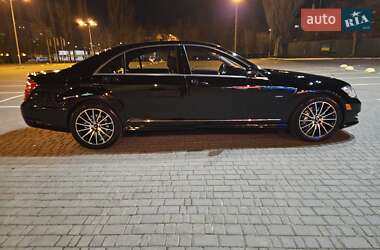 Седан Mercedes-Benz S-Class 2012 в 