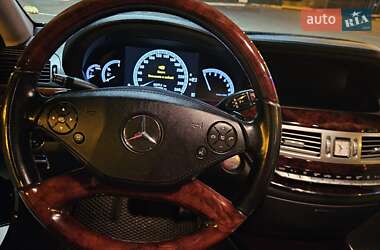 Седан Mercedes-Benz S-Class 2012 в 