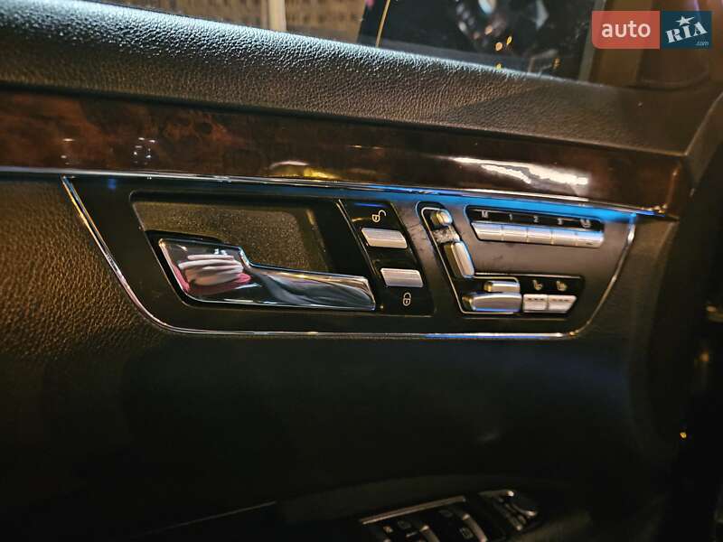 Седан Mercedes-Benz S-Class 2012 в Одессе