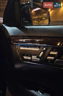Седан Mercedes-Benz S-Class 2012 в 