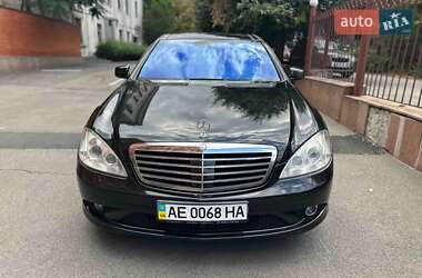 Седан Mercedes-Benz S-Class 2006 в 