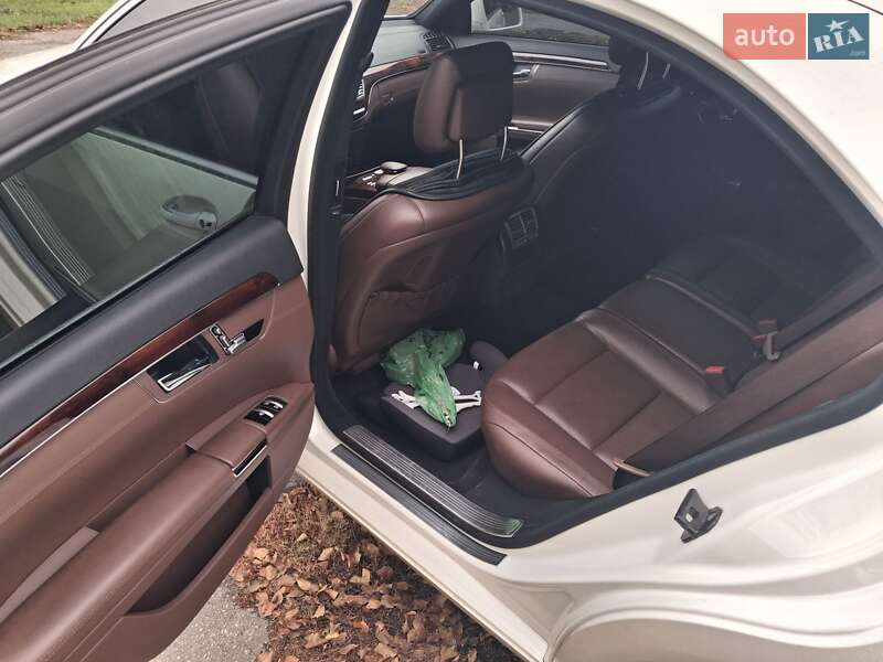Седан Mercedes-Benz S-Class 2009 в Києві