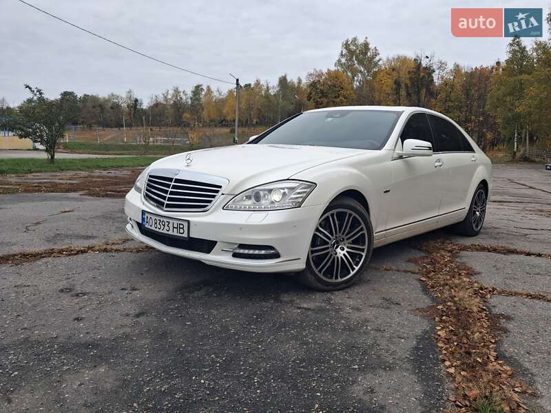 Седан Mercedes-Benz S-Class 2009 в Києві