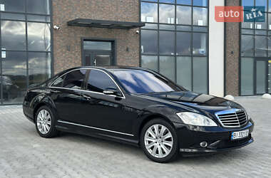 Седан Mercedes-Benz S-Class 2005 в  фото 2 Седан Mercedes-Benz S-Class 2005 в