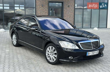 Седан Mercedes-Benz S-Class 2005 в  фото 3 Седан Mercedes-Benz S-Class 2005 в