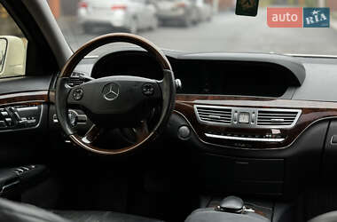 Седан Mercedes-Benz S-Class 2008 в 