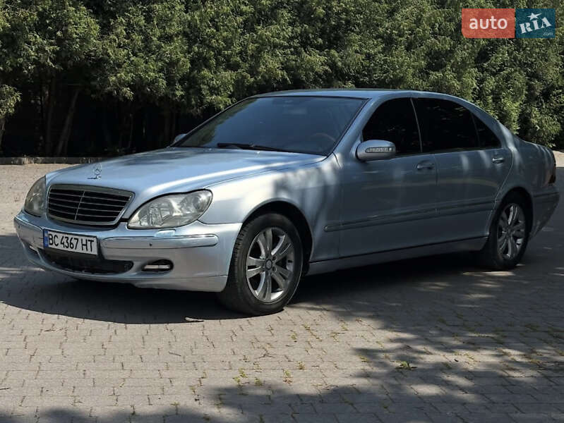 Mercedes-Benz S-Class 2004