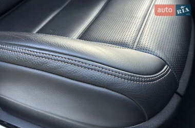 Седан Mercedes-Benz S-Class 2012 в 