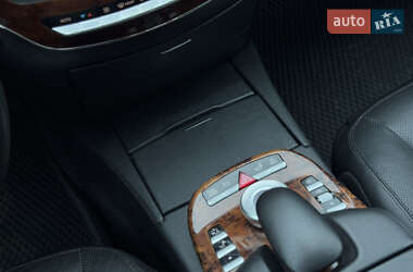 Седан Mercedes-Benz S-Class 2008 в 