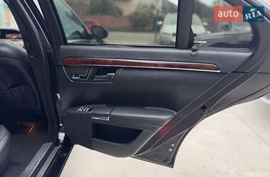 Седан Mercedes-Benz S-Class 2008 в 