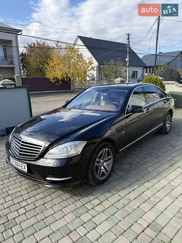 Седан Mercedes-Benz S-Class 2008 в Черновцах