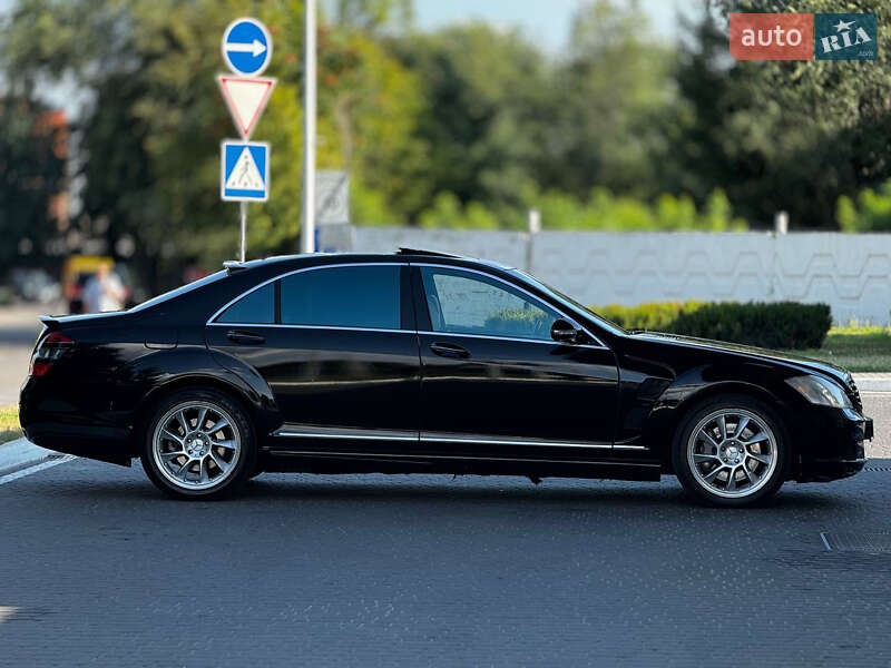 Седан Mercedes-Benz S-Class 2007 в Кам'янському