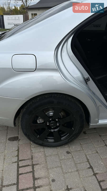 Седан Mercedes-Benz S-Class 2006 в Косове