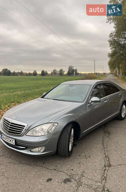 Седан Mercedes-Benz S-Class 2006 в Черкасах