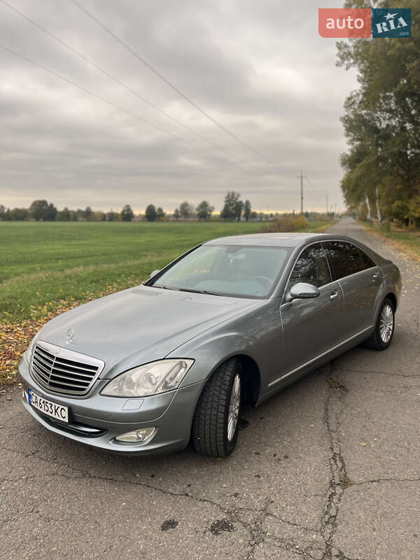 Mercedes-Benz S-Class 2006 Mercedes-Benz S-Class 2006