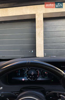 Седан Mercedes-Benz S-Class 2017 в  фото 16 Седан Mercedes-Benz S-Class 2017 в