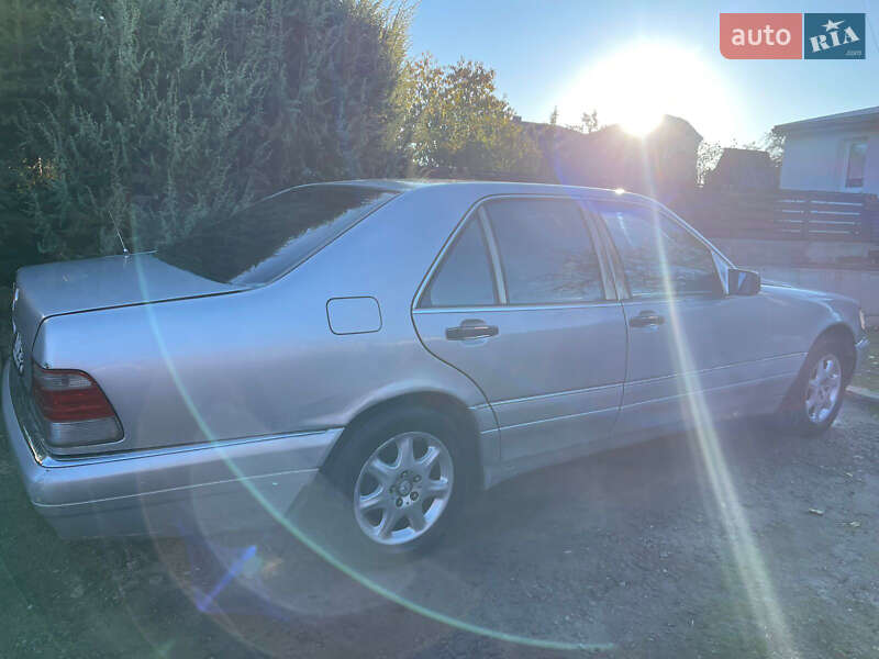 Седан Mercedes-Benz S-Class 1995 в Львові