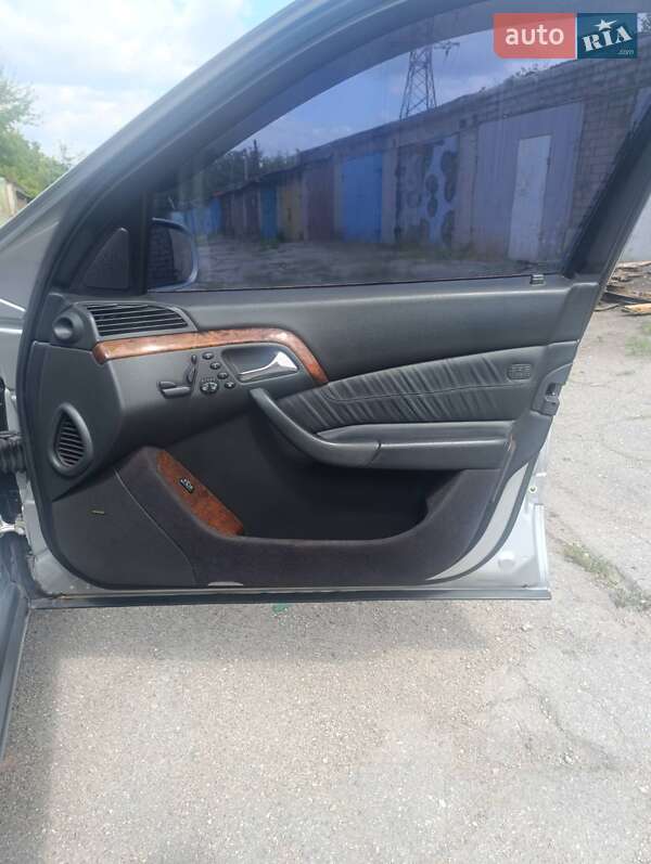 Седан Mercedes-Benz S-Class 2001 в Каменском фото 6 Седан Mercedes-Benz S-Class 2001 в Каменском