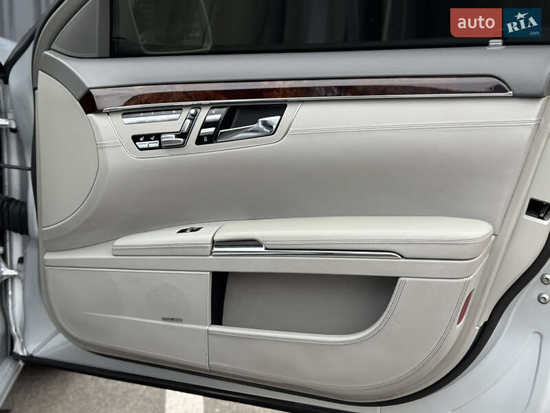 Седан Mercedes-Benz S-Class 2010 в Киеве фото 17 Седан Mercedes-Benz S-Class 2010 в Киеве