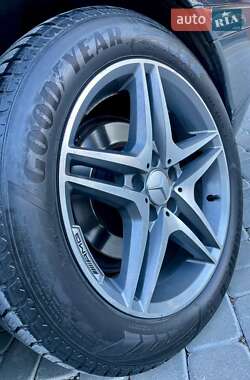 Седан Mercedes-Benz S-Class 2003 в  фото 18 Седан Mercedes-Benz S-Class 2003 в