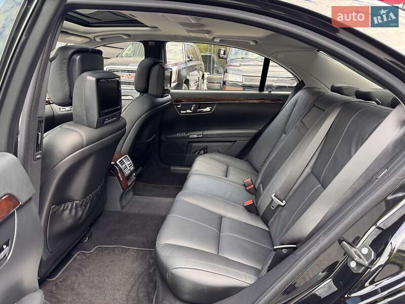 Седан Mercedes-Benz S-Class 2006 в Одессе