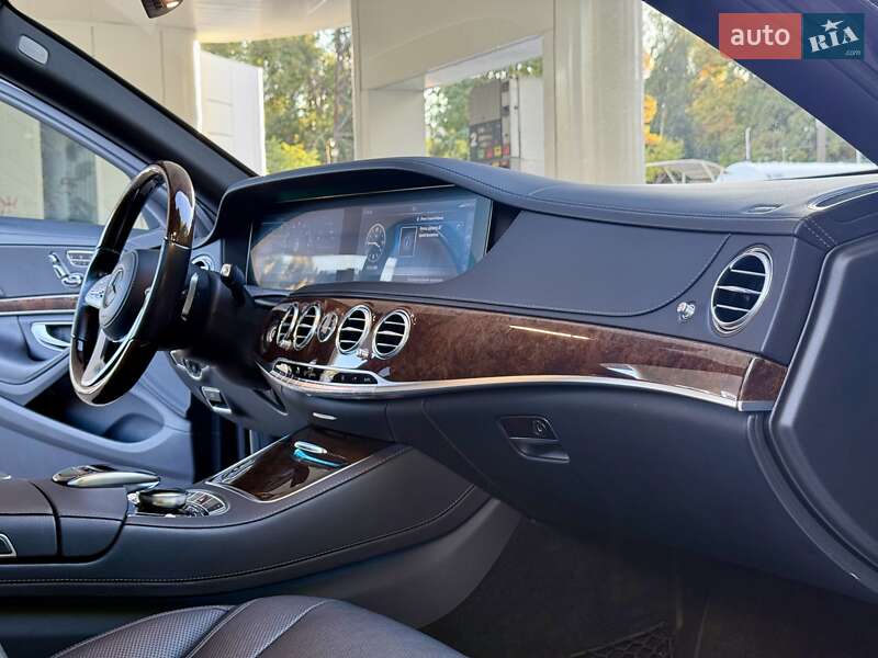 Седан Mercedes-Benz S-Class 2017 в Дніпрі