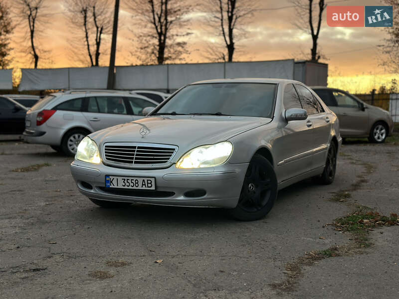 Mercedes-Benz S-Class 2001