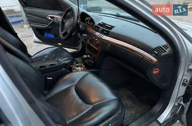 Седан Mercedes-Benz S-Class 2001 в  фото 6 Седан Mercedes-Benz S-Class 2001 в