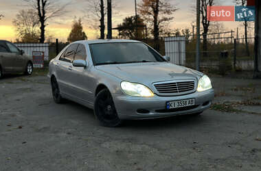 Седан Mercedes-Benz S-Class 2001 в  фото 9 Седан Mercedes-Benz S-Class 2001 в