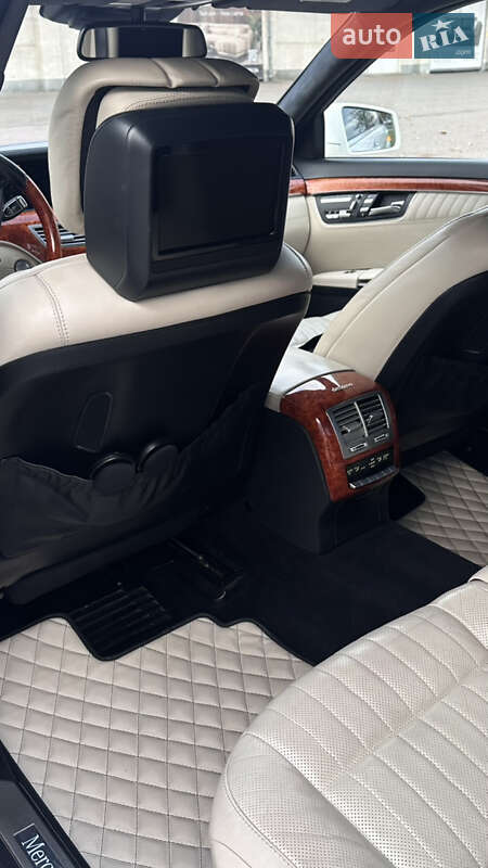 Седан Mercedes-Benz S-Class 2010 в Львове фото 37 Седан Mercedes-Benz S-Class 2010 в Львове