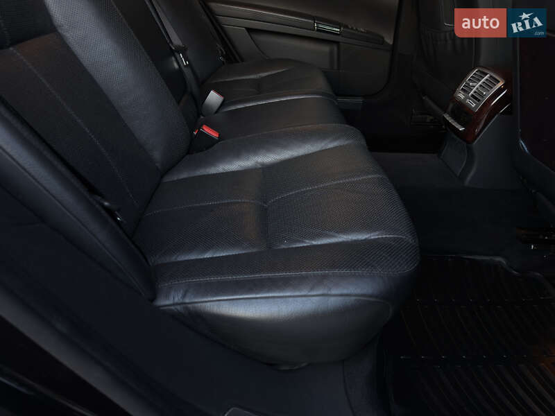 Седан Mercedes-Benz S-Class 2006 в Черновцах