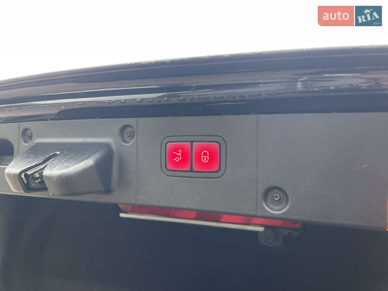 Седан Mercedes-Benz S-Class 2011 в Києві