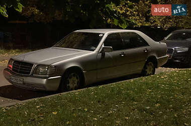 Седан Mercedes-Benz S-Class 1991 в  Седан Mercedes-Benz S-Class 1991 в