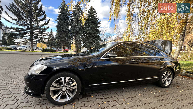 Седан Mercedes-Benz S-Class 2008 в Черновцах