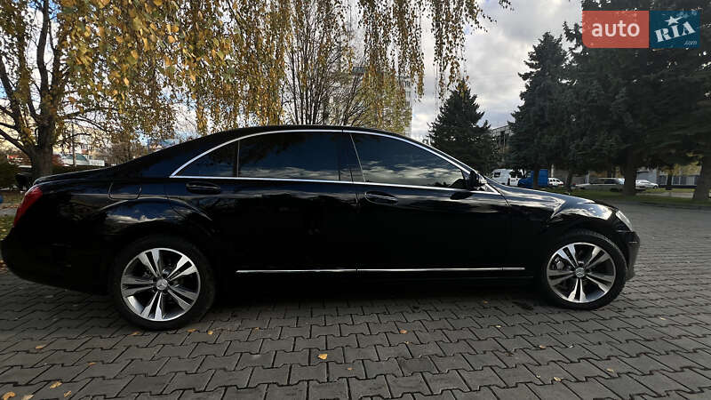 Седан Mercedes-Benz S-Class 2008 в Черновцах