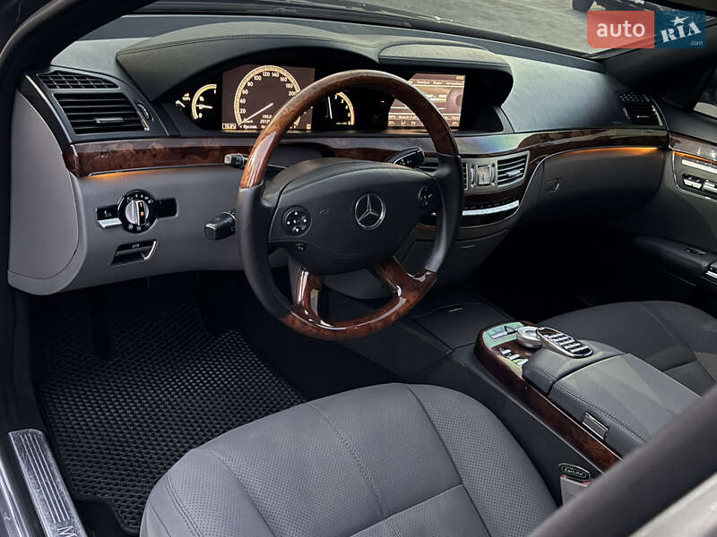 Седан Mercedes-Benz S-Class 2008 в Ужгороді фото 49 Седан Mercedes-Benz S-Class 2008 в Ужгороді
