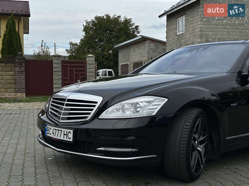 Седан Mercedes-Benz S-Class 2012 в Стрые
