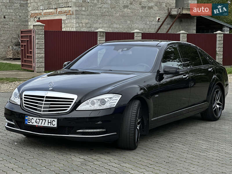 Седан Mercedes-Benz S-Class 2012 в Стрые