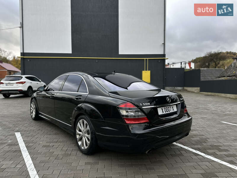 Седан Mercedes-Benz S-Class 2007 в Кременці