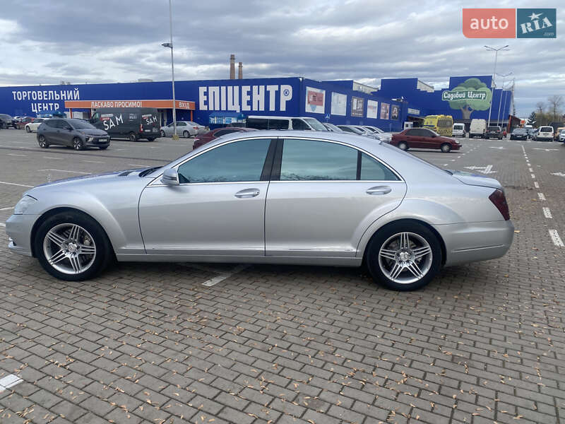 Седан Mercedes-Benz S-Class 2010 в Тернополі