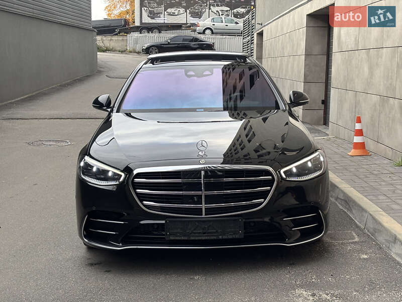 Mercedes-Benz S-Class 2020