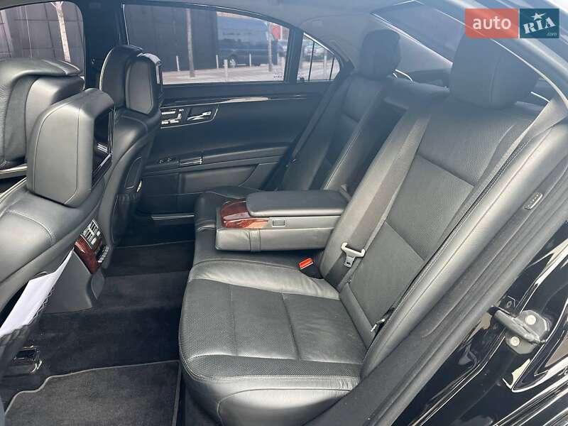 Седан Mercedes-Benz S-Class 2010 в Киеве