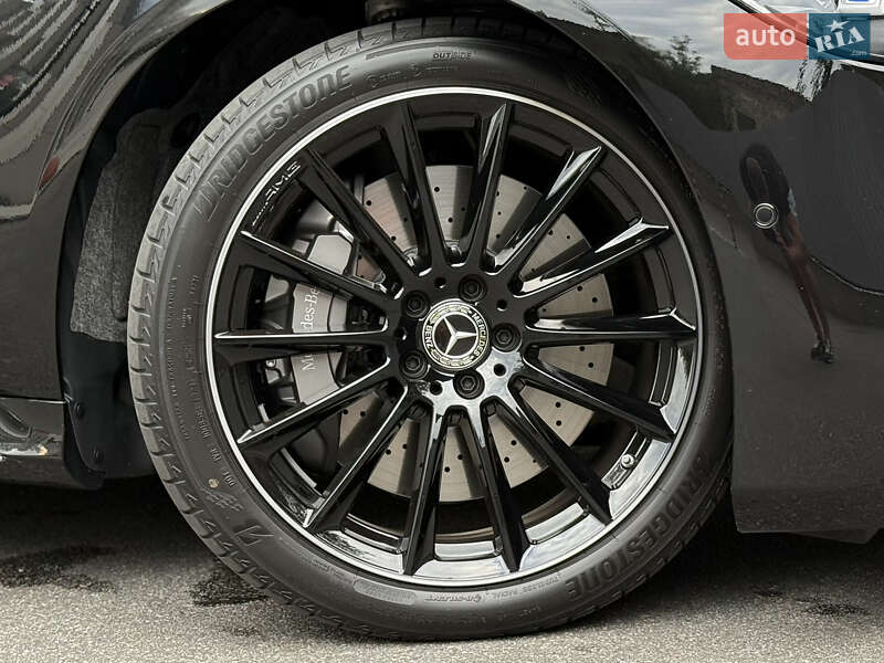Седан Mercedes-Benz S-Class 2024 в Киеве